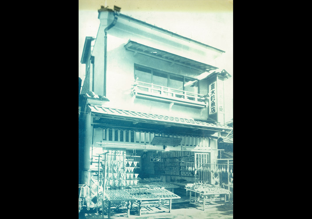 昔の本店の写真