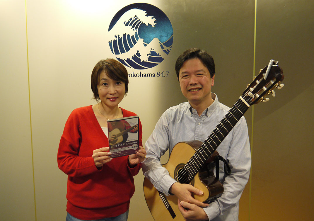 ギター講師の古川先生（右）